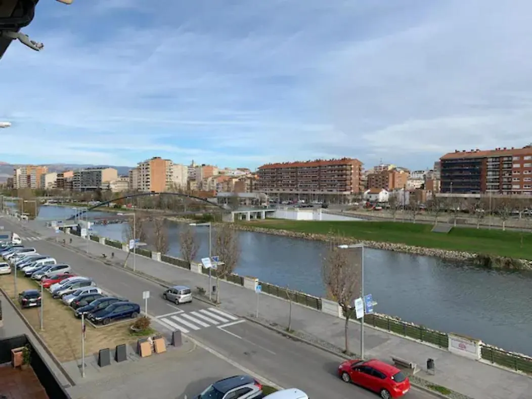 Acojedor Duplex En Balaguer Apartment